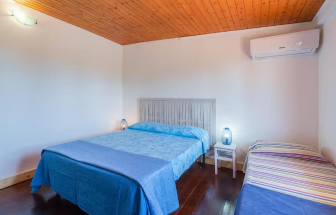 Villa Con Piscina Al Mare Ognina Exteriör bild